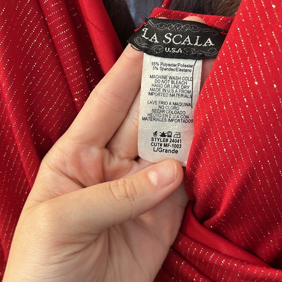 Red La Scala dress Size Large - Picture 2 of 3